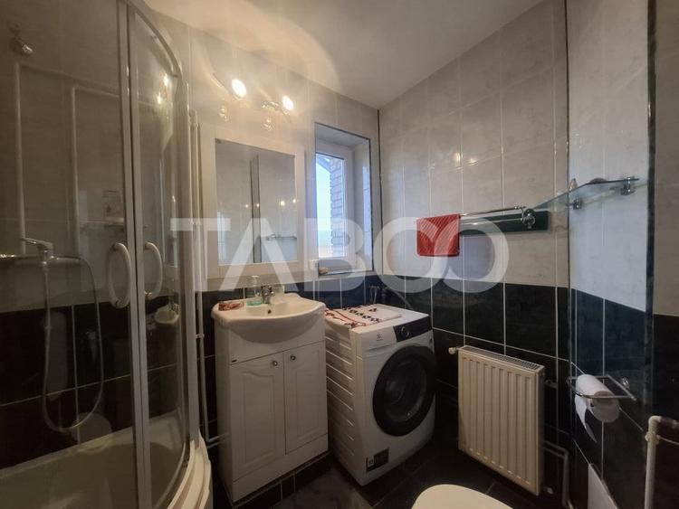 Apartament cu 5 camere decomandat, mobilat în Mihai Viteazul