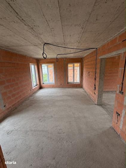 Casa la rosu de vanzare | 182 mp utili | Teren 550 mp - 1