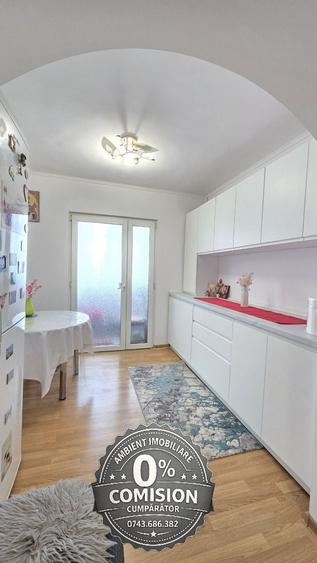 Apartament cu 2 camere decomandat, mobilat în Traian