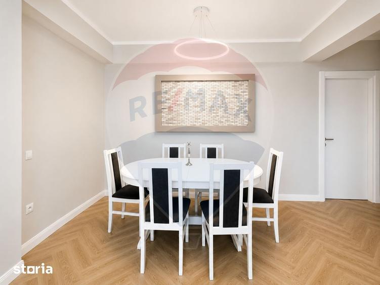 Apartament cu 3 camere decomandat în Sud