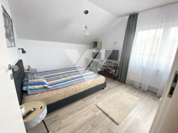Casă individuală cu 5 camere cu Canalizare în Șura Mare