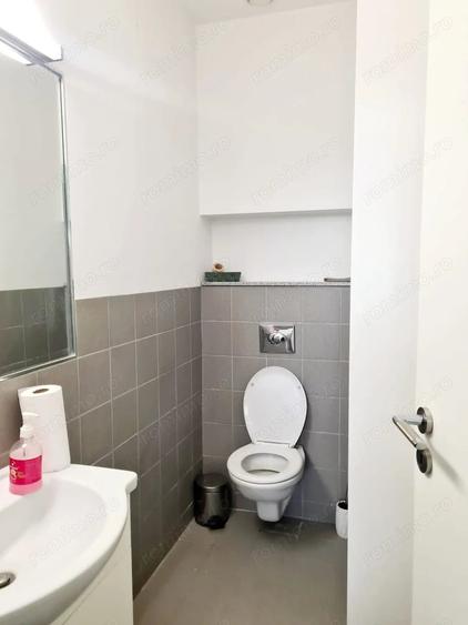 Spațiu comercial, de 205 mp, în Central