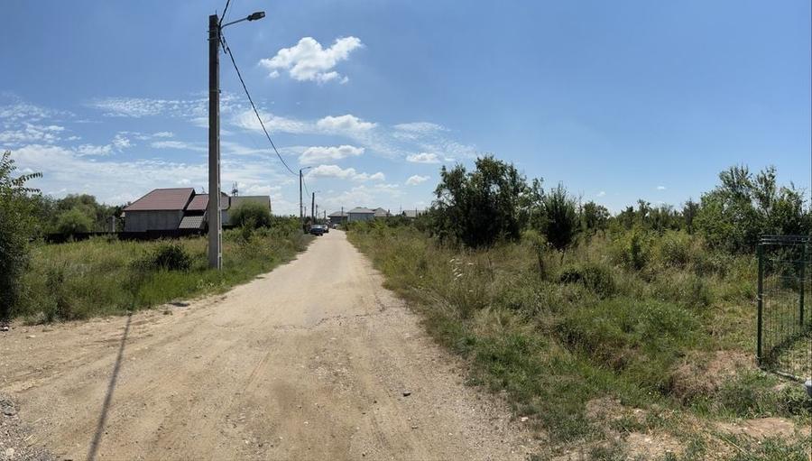 Teren de 780 mp, în Bascov