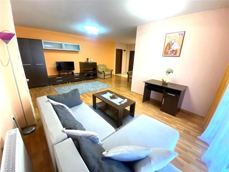 Apartament cu 2 camere decomandat în Soarelui