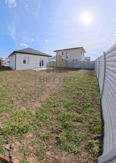 Casă individuală cu 4 camere cu Garaj în Berceni