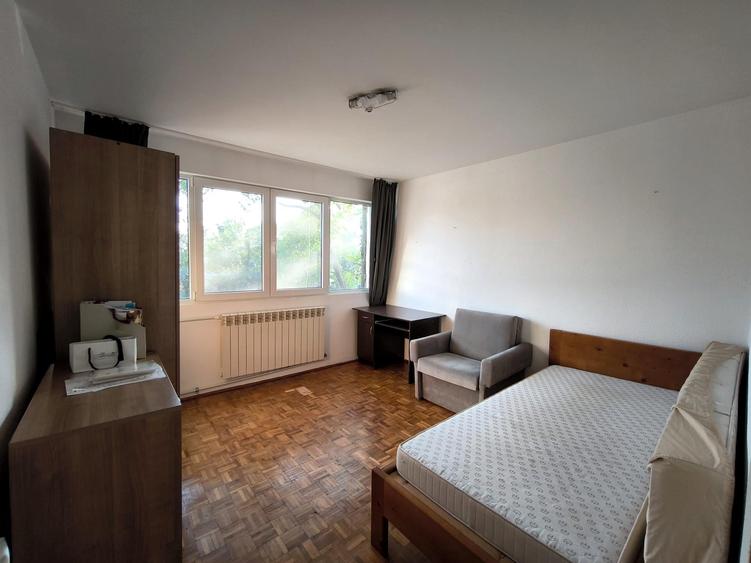 Apartament cu 2 camere decomandat în Eroii Revoluției