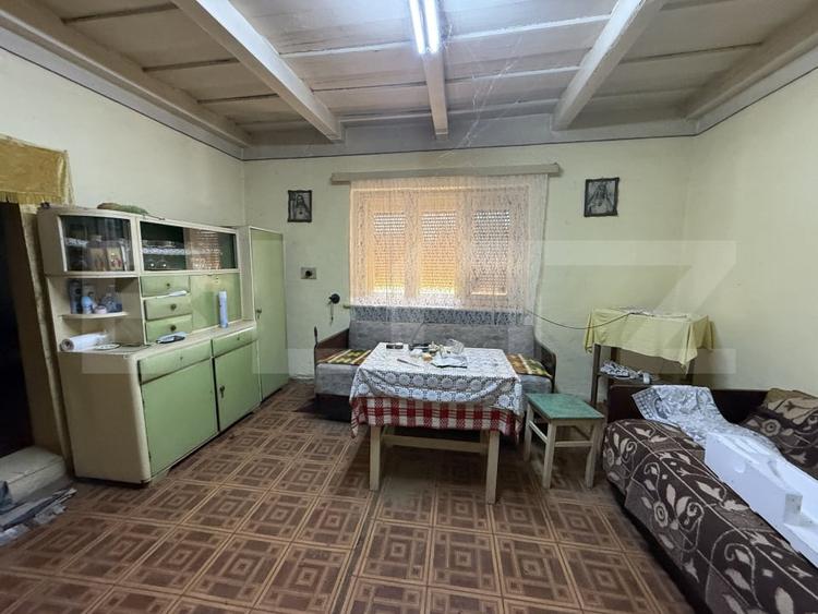 Casă individuală cu 2 camere cu Teren 2300 Mp în Doba