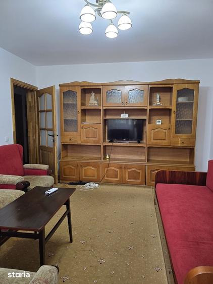 Apartament cu 3 camere în 1 Mai