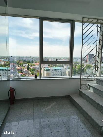 Apartament cu 4 camere în Central