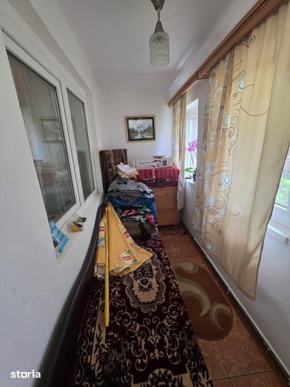 Casă cu 3 camere cu Teren 1079 Mp în Stâlpeni