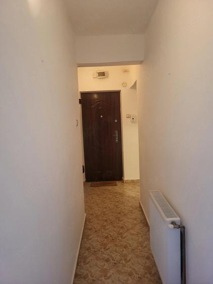 Apartament cu 2 camere decomandat în Pucioasa