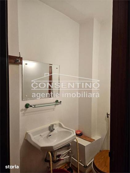 Apartament cu 3 camere decomandat în Patriei