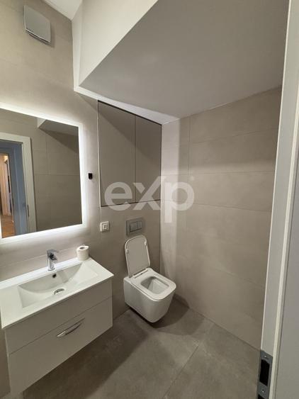 Apartament cu 3 camere decomandat, mobilat în Pipera