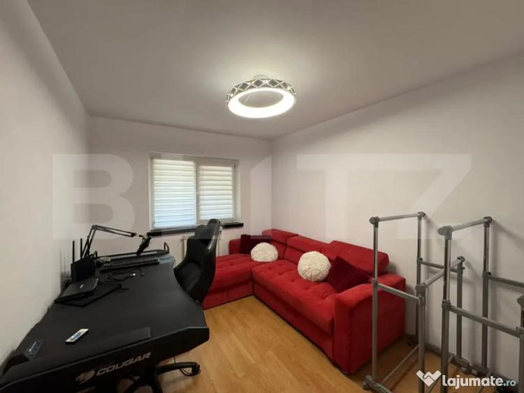 Apartament cu 4 camere decomandat în Sărari