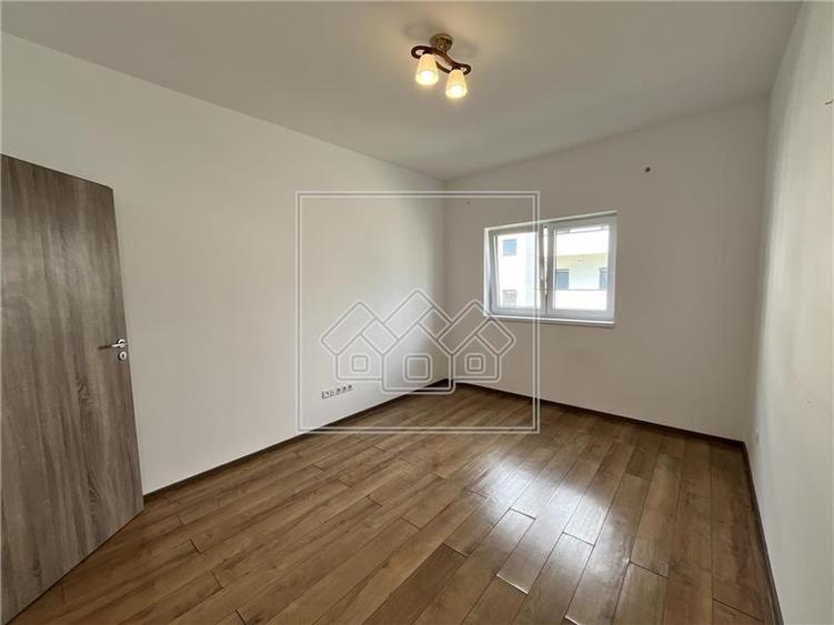 Apartament cu 3 camere decomandat în Arhitecților - Calea Cisnădiei