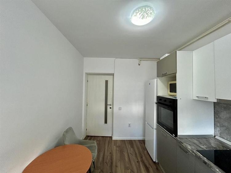 Apartament cu 2 camere decomandat, mobilat în Arhitecților - Calea Cisnădiei