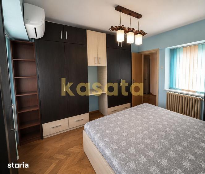 Apartament cu 3 camere decomandat, mobilat în Decebal