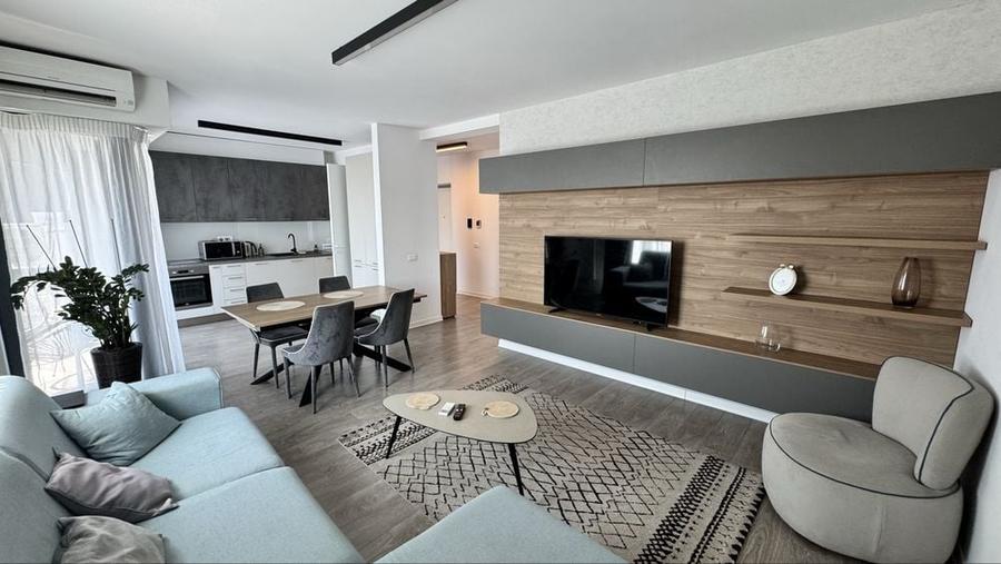 Apartament cu 2 camere semidecomandat în Pipera