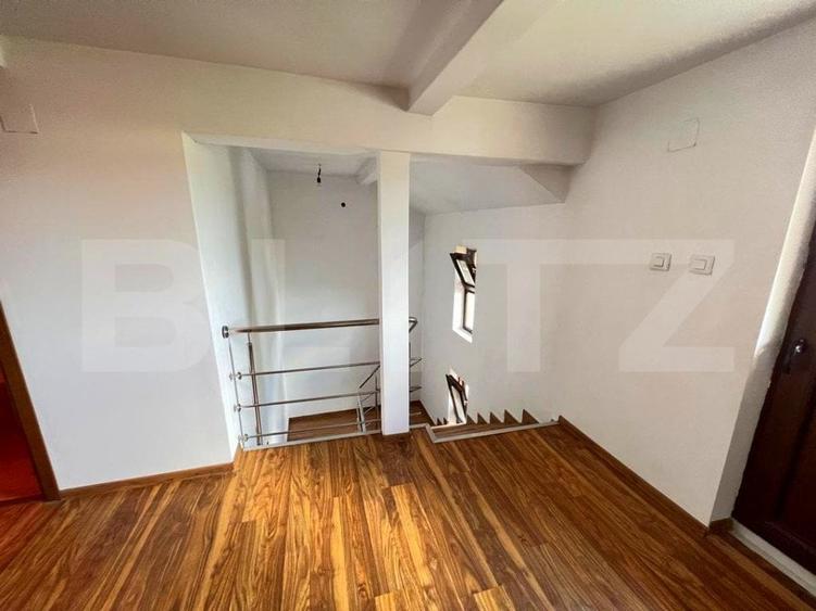 Casă individuală cu 4 camere cu Teren 240 Mp în Galata