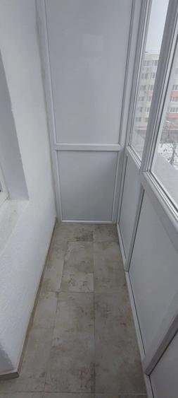 Apartament cu 4 camere semidecomandat în Colentina
