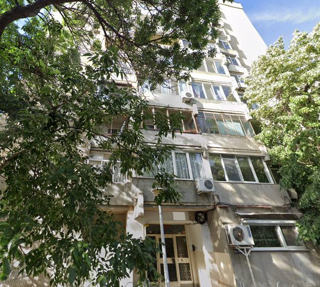 Apartament cu 2 camere decomandat în Dristor