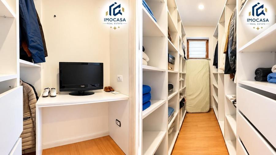 Casă cu 7 camere cu Canalizare în Aradul Nou