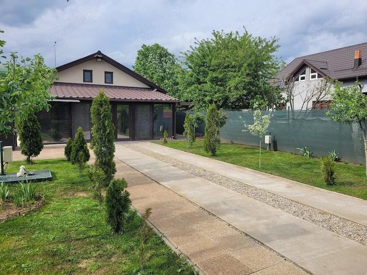 Casă cu Teren 540 Mp în Milcov