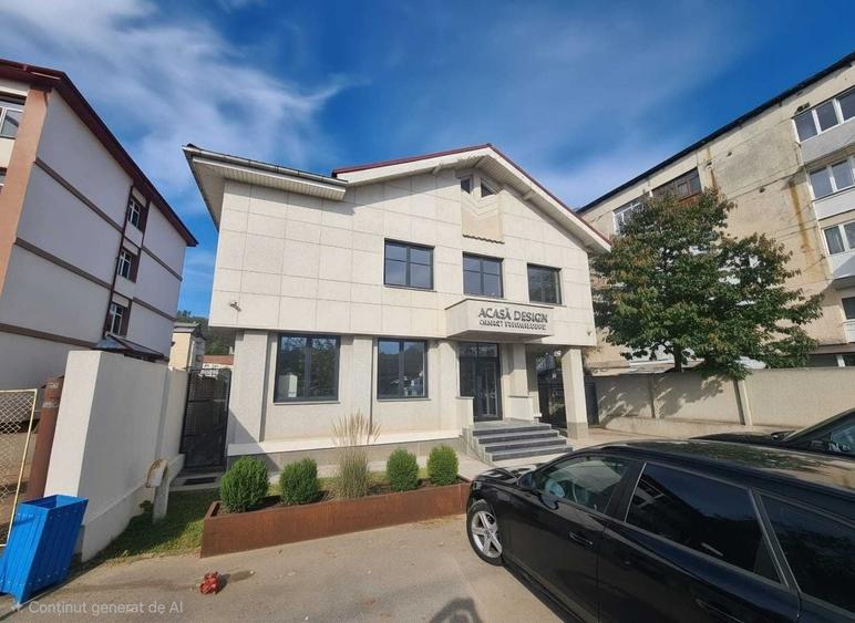 Spațiu comercial, de 914 mp, în Central