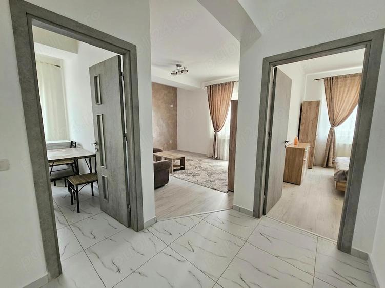 Apartament cu 2 camere decomandat în Roșu