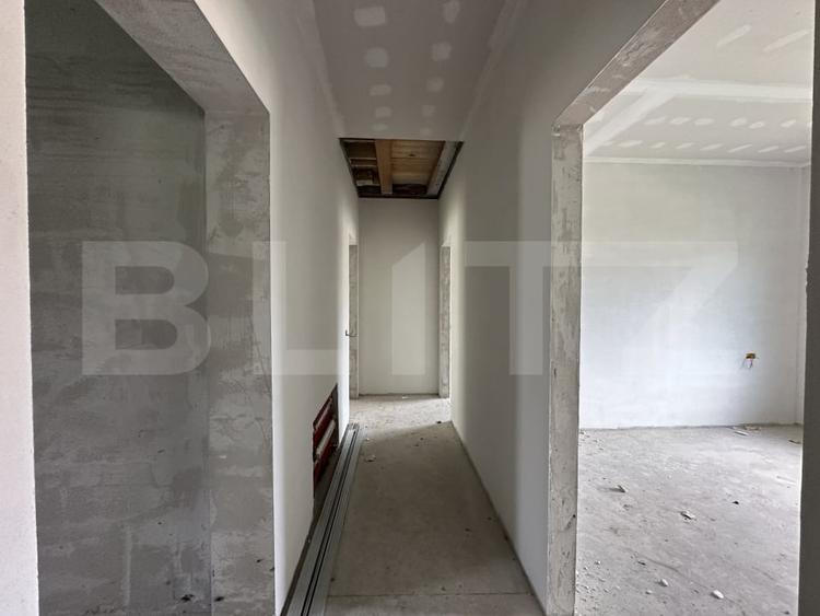 Casă individuală cu 4 camere cu Canalizare în Chinteni