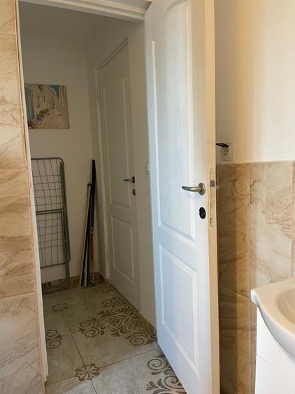 Apartament cu 4 camere decomandat în Gara de Nord