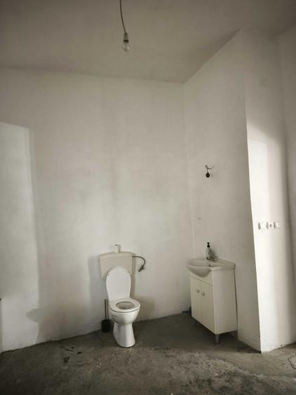 Spațiu comercial, de 44 mp, în Central
