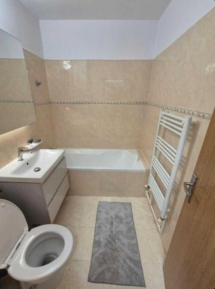 Apartament cu 2 camere semidecomandat, mobilat în Tomis II