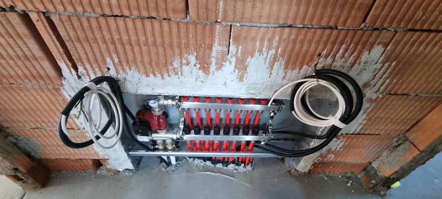 Casă individuală cu 4 camere cu Canalizare în Nord