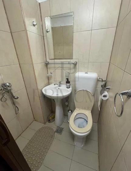 Garsonieră decomandată, mobilată în Complex Studențesc