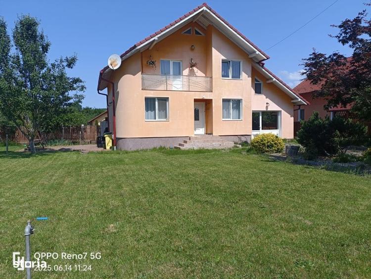 Casă cu 4 camere cu Canalizare în Reghin