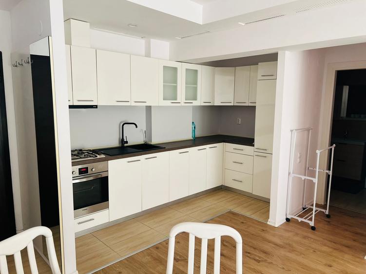 Apartament cu 2 camere decomandat în Ștefăneștii de Jos