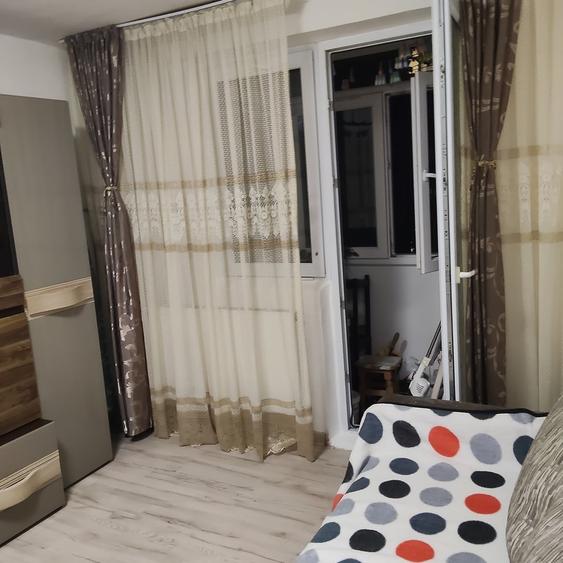 Apartament decomandat în Pantelimon