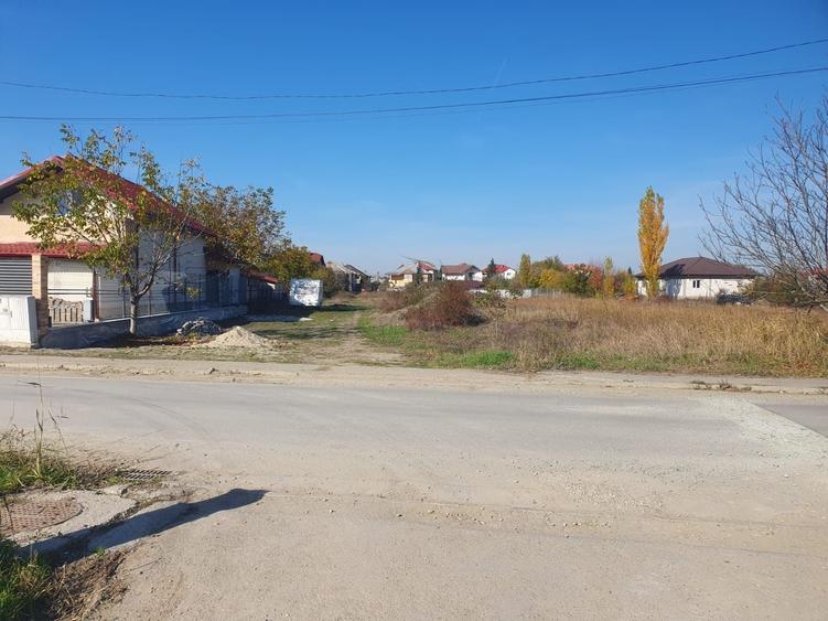 Teren de 3666 mp, în Buda