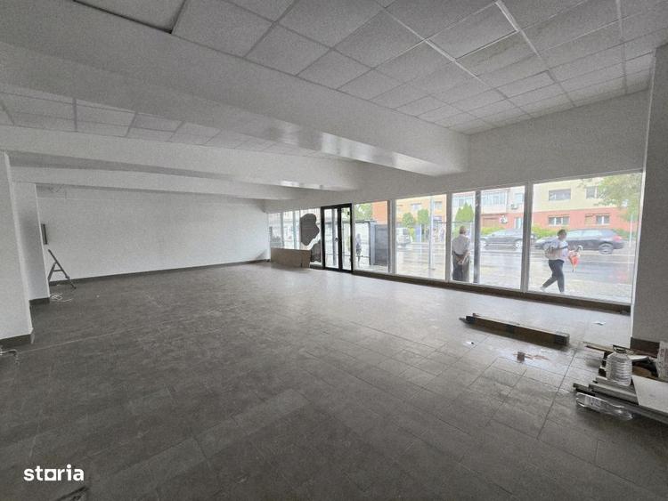 Spațiu comercial, de 100 mp, în 9 Mai