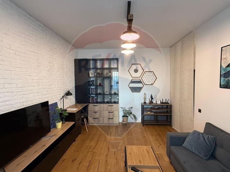 Apartament cu 2 camere decomandat, mobilat în Drumul Taberei