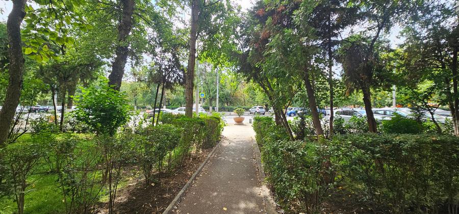 Apartament cu 2 camere semidecomandat în Tineretului