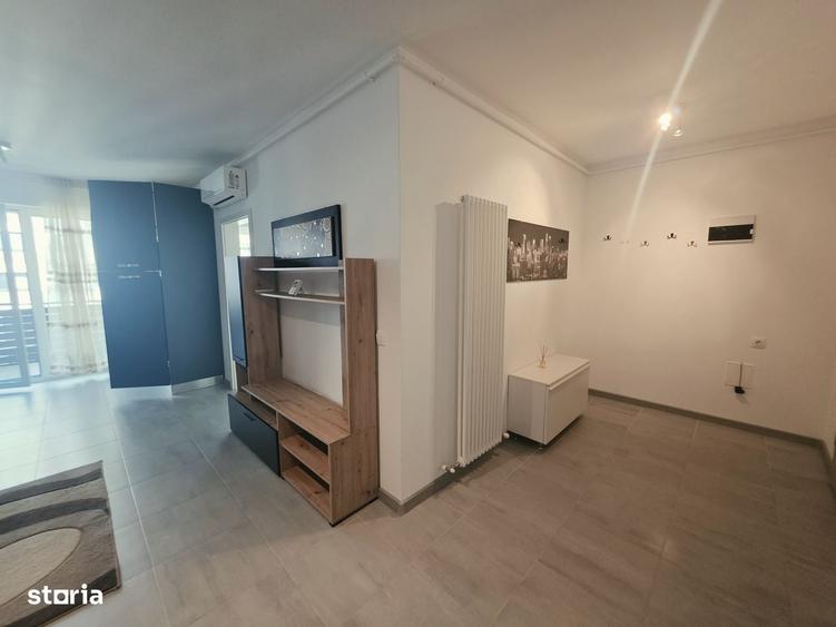 Inchiriez 2 camere open space Tractorul Coresi cu AC , pet friendly - 4