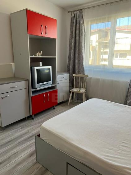 Apartament 3 camere semidecomandat zona Sesul de sus - 5