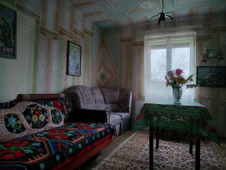 Casă cu 5 camere în Racovița