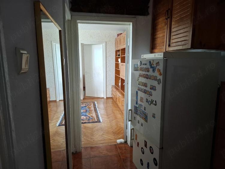 Apartament cu 2 camere nedecomandat în Tomis II
