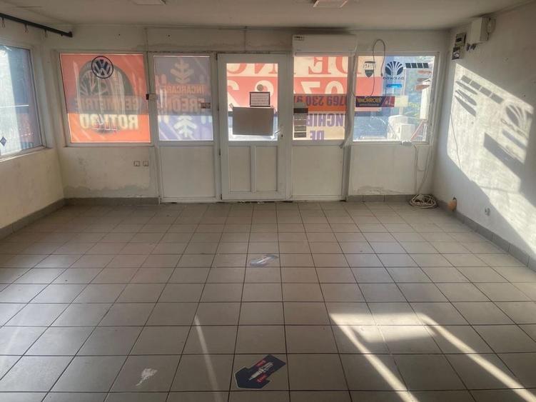 Spațiu comercial, de 70 mp, în Nord