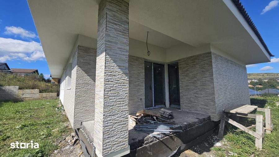 Casă cu 4 camere cu Teren 467 Mp în Central