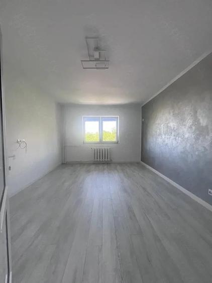 Garsonieră semidecomandată în CET