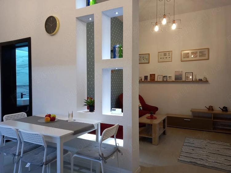 Apartament cu 2 camere decomandat în Ultracentral